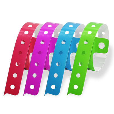 Personalisierte selbstklebende Armbänder Veranstaltung Vinyl-PVC-Armbänder
