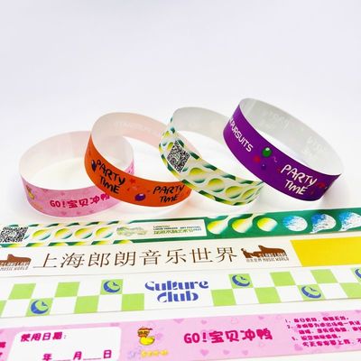 Farbenfrohe Tyvek-Armbänder mit Schnallschließung Wasserdichtes Sequenznummerierung Custom Logo