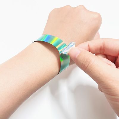Individuelles Silber-Laser-Glitzer-Armband für Unisex-Konzerte und Festivals