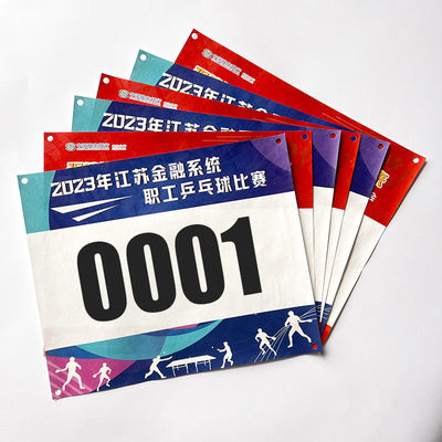 Benutzerdefinierte Wettbewerb Spieler Identifizierung Bib Nummern für Kinder und Erwachsene Tyvek Papier Rennen Radfahren Marathon Nummer Bibs