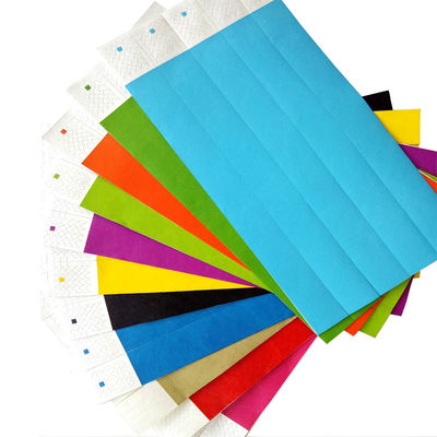 Individualisieren Sie Veranstaltung Tyvek Papier Armbänder Wasserdicht Langlebig und einfach Crowd Control für Partys