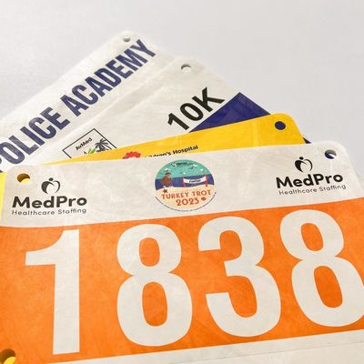 Personalisierte Marathon Running Digital Bib Nummer Bildschirmdruckmethode aus Tyvek Material
