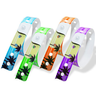 2025 Einweg-ID-Armbänder Vinyl PVC Custom L-Form-Armband für Werbeveranstaltungen