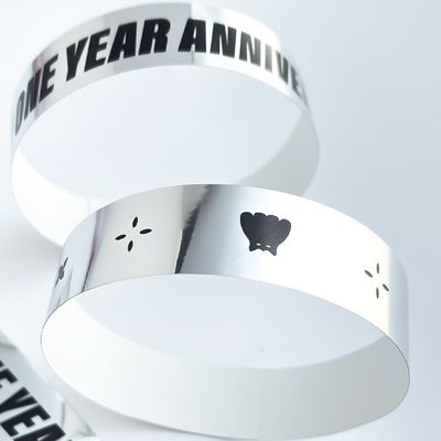 Unisex-Plastikfarben-Logo Kundendienstveranstaltung Glitter Holographisches Armband in Plastik